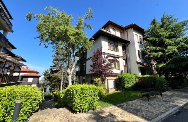 Charming 2-bedroom apartment in gorgeous Santa Marina, Sozopol with AC, WiFi