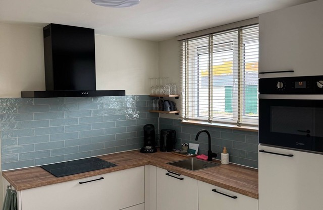 Charming 2-bedroom house with WiFi and AC in adorable Westkapelle
