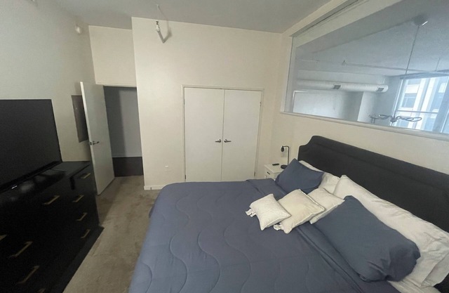 Charming 2-bedroom 2 bath apartment w/fitness room, WiFi in lovely Indianapolis