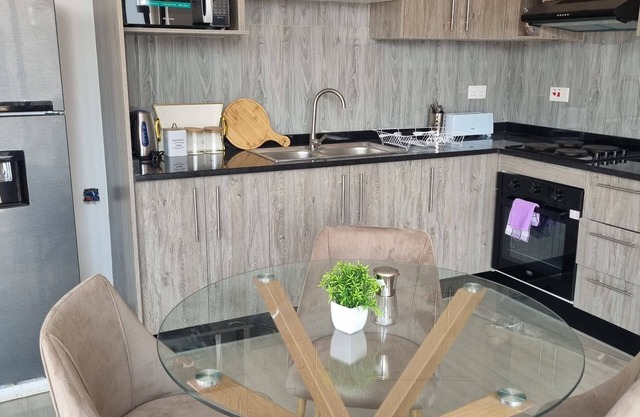 Charming 2Beds-3Baths Apt Wifi and backup solar in Ibex Hill Kingsland Lusaka 4