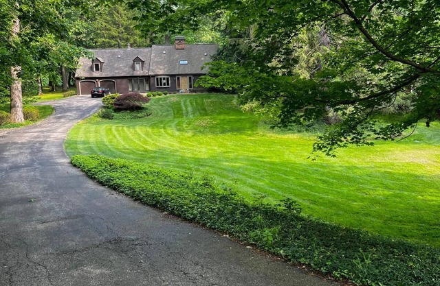 Charming 3-bedroom house. Nature + Comfort near Cleveland