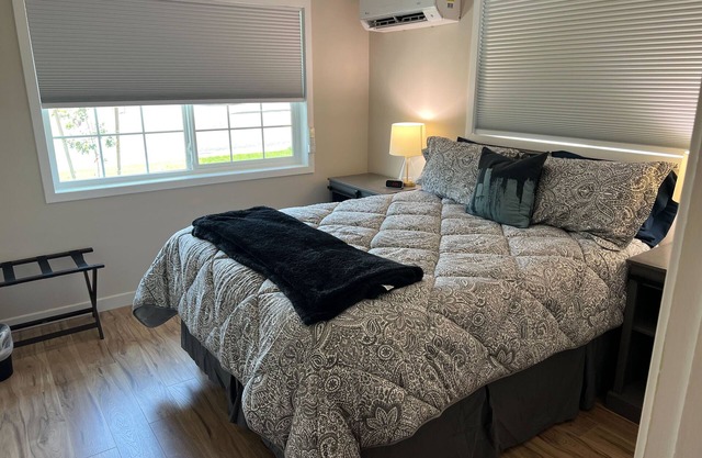 Charming 3 bedroom house with AC, WiFi in Kennewick