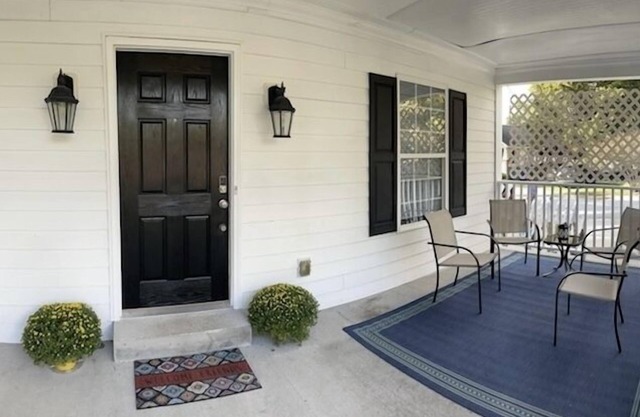 Charming 3 bedroom home minutes from downtown Columbia