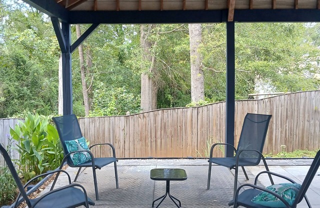 Charming 3-bedroom house in Columbia w/Backyard! Just mins away from downtown!