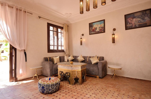 Charming 3-bedroom riad with WiFi, AC in phenomenal Marrakech