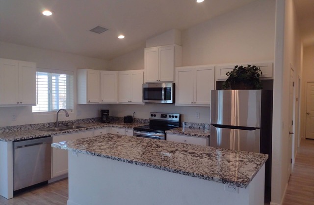 Charming 3-bedroom house with Mountain Views in Queen Creek, AZ
