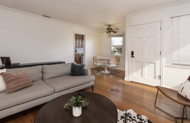 Charming 3 BRDM Home near Pasadena & DTLA
