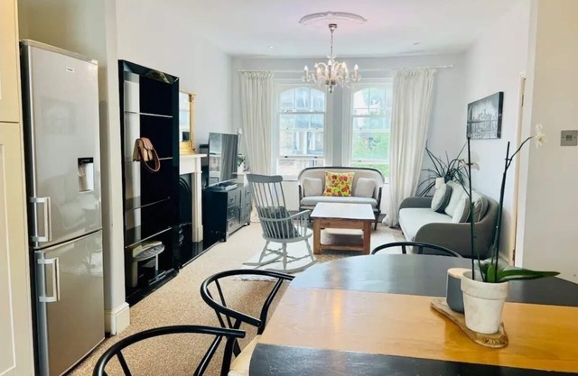Charming 3bd 3br spacious maisonette in Kensington Design Museum