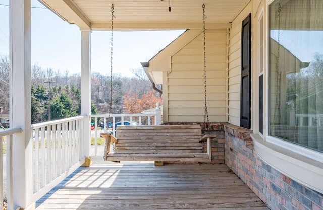 Charming 5 Bedroom | Near Liberty University