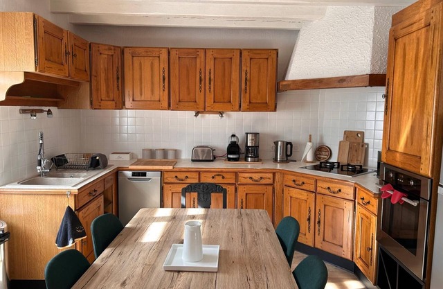 Charming 70 M2 apartment with secure parking