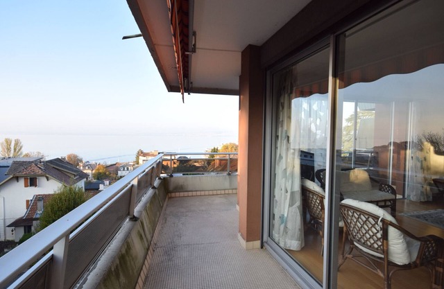 Charming apartment with parking in Évian
