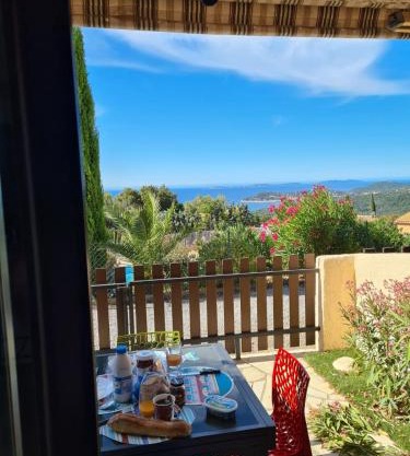 charming apartment - view of the Cavalaire bay