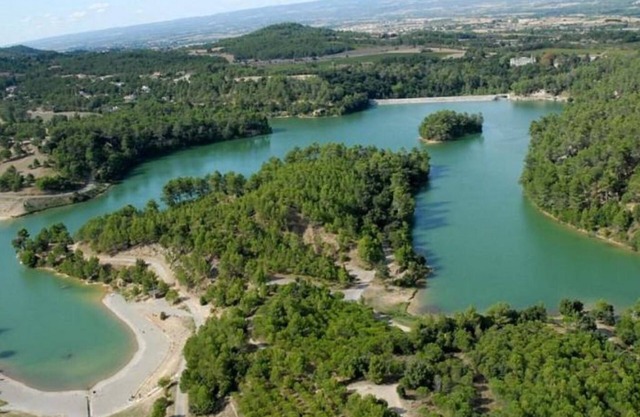 **CHARMING APARTMENT IN CHATEAU RESIDENCE