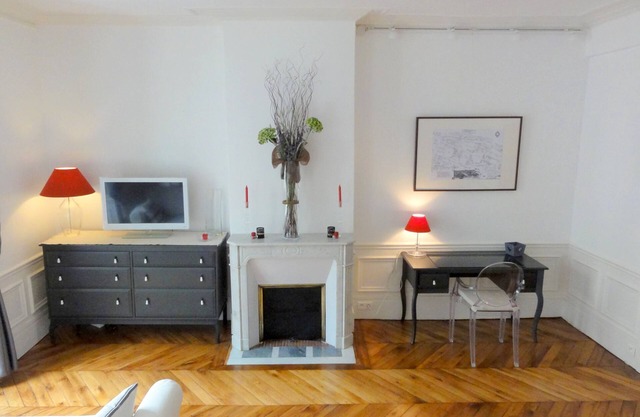 ★ Charming apartment in the historical district near the Palace and the market