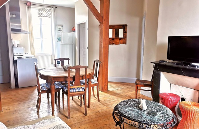 Charming apartment ideally located - Poivre
