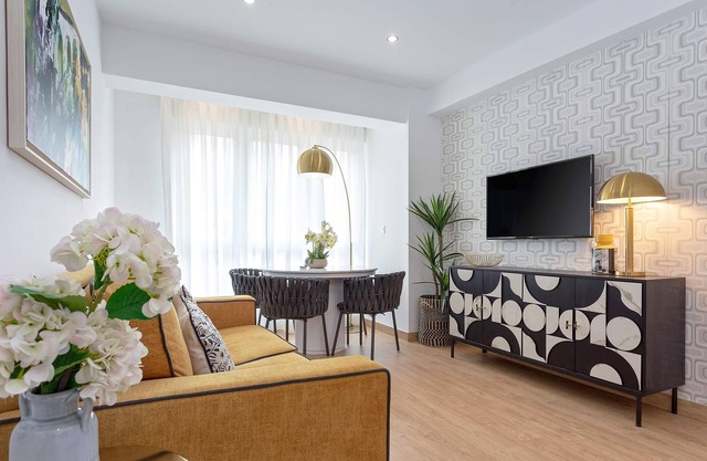 Charming Apartment in Unique Location. Santo Cristo II