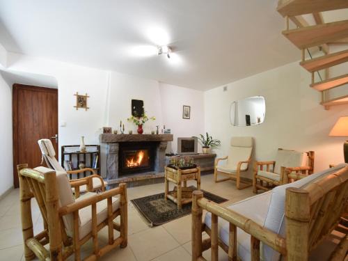 Charming Brittany Hideaway, cleaning included