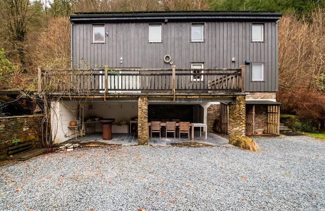 Charming Cottage by Semois