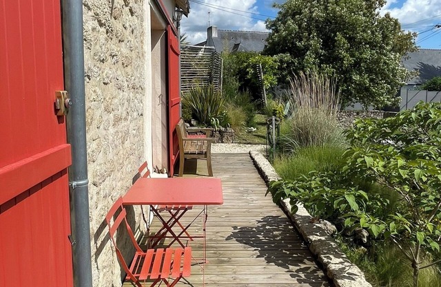 Charming cottage on the edge of the salt marshes