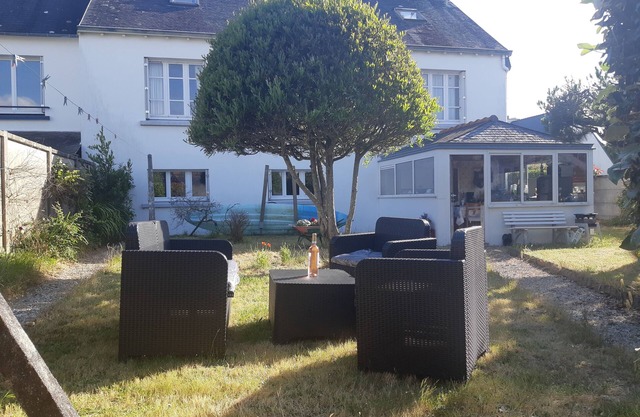 Charming detached house with garden