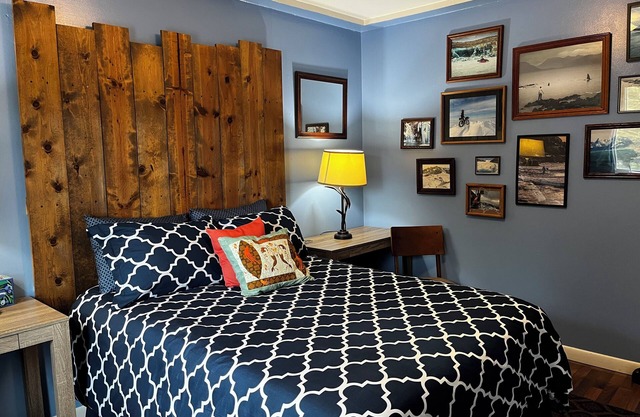 Charming Downtown Suite