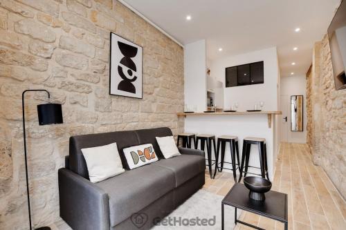 Charming flat heart of Paris GetHosted