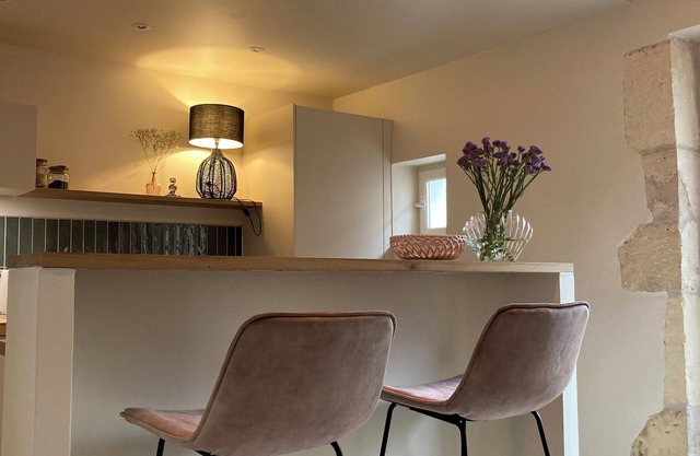 Charming house with courtyard, in the heart of Saint-Pierre d'Oléron.