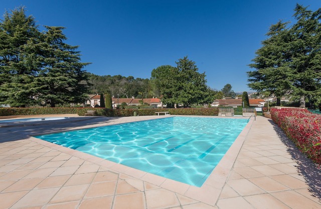 Charming French Riviera villa - 3 bedrooms 2 bathrooms Swimming pool Wifi