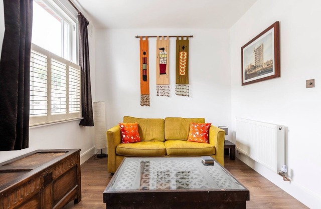 Charming Golborne Escape
