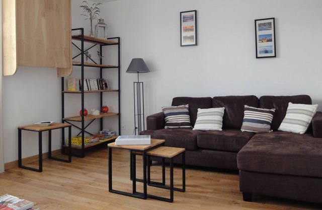 Charming house 2 steps from the sea in the historic center of the village