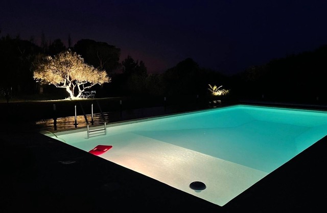 Charming house With swimming pool