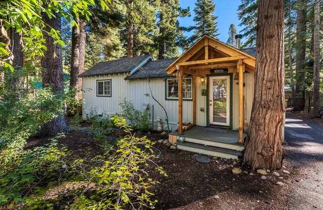 Charming Lake Tahoe Hideaway