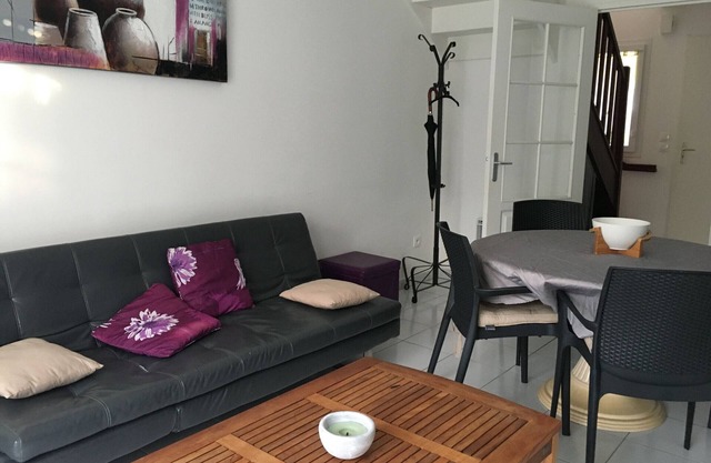 Charming Maisonette Near Beach and Authie Bay with Garden, Parking, and Pet-Friendly
