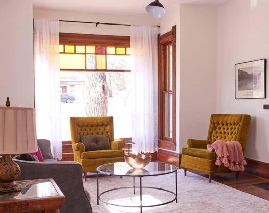 Charming Spacious Victorian Home Close to Downtown
