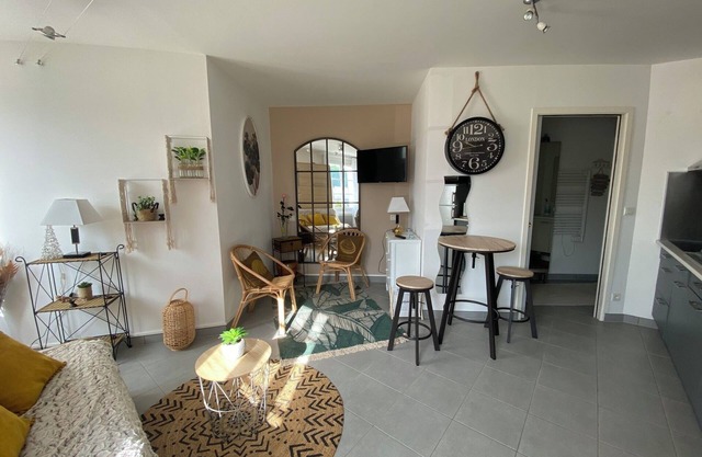 Charming studio just steps from the beach and town center – Ideal for a relaxing stay