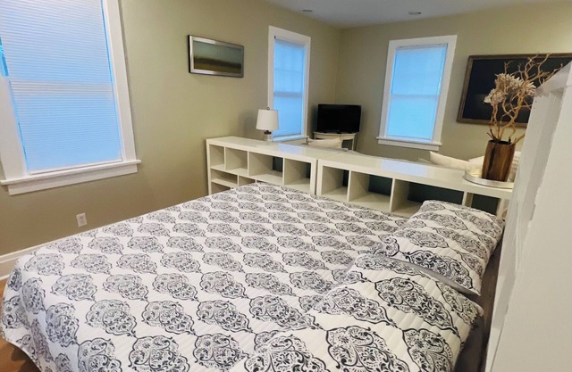 Charming studio in So Tampa Near Bayshore/Downtown with Wifi & AC