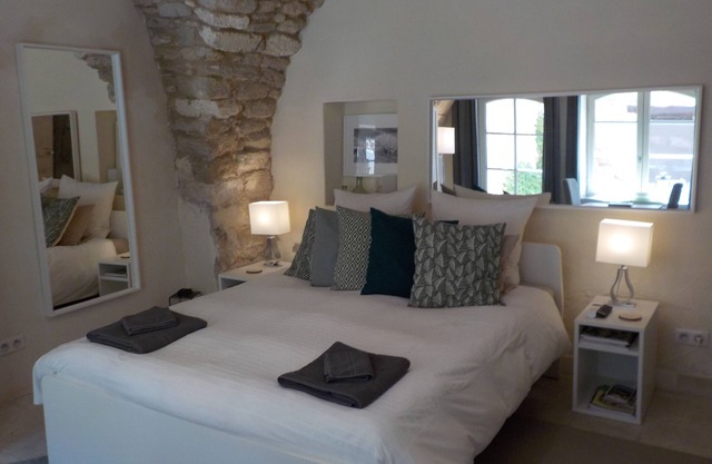 Charming studio Wifi, Kitchen, Bonnieux terrace in the Luberon