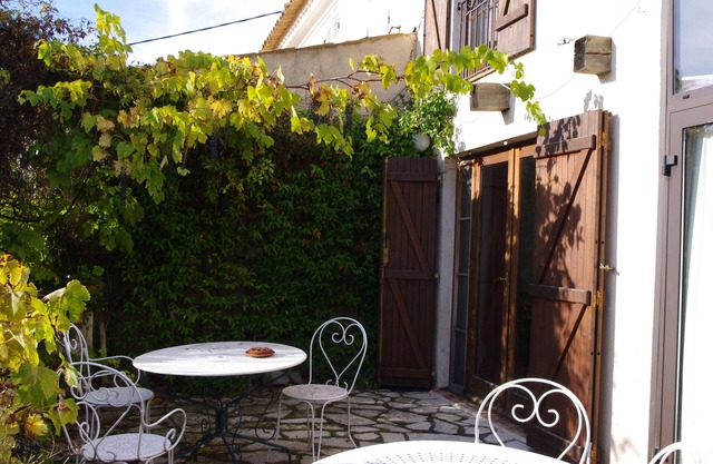 Charming traditional cottage above Vallauris
