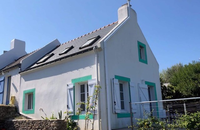 Charming Village House in Samzun, 200m from Beach, WiFi, Garden, No Pets