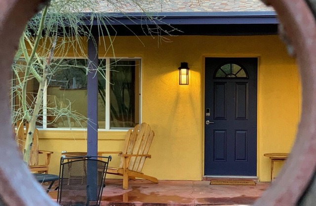Charmingly renovated home in Blenman Historic District - U of A and Banner Medical