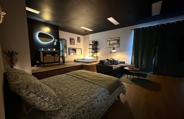 Château de Posset: the De Breslay loft, close to the 24 Hours of Le Mans circuit