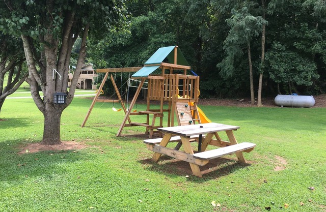 Chatuge Mountain Inn