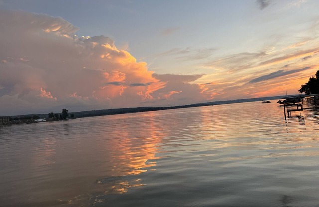 Chautauqua lakefront cottage on secluded drive. Private dock for renters use.