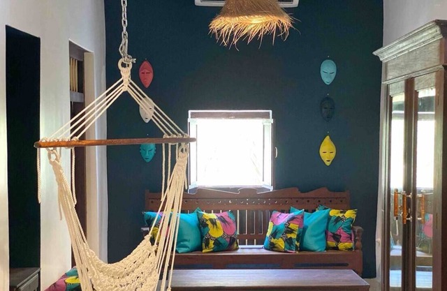 Cheerful central townhouse with private balcony