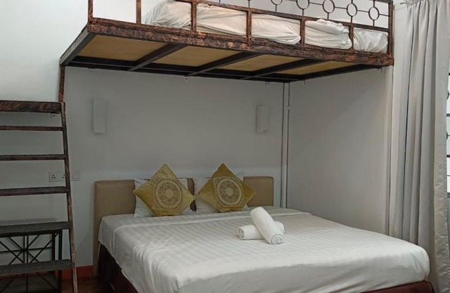 Cheras Homestay Family room with Private Bathroom
