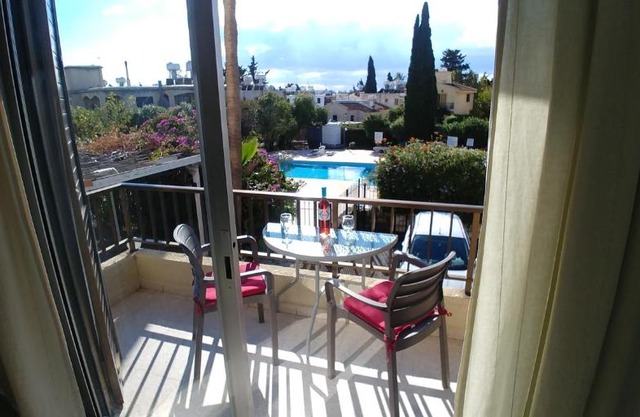 'Chez Antoine' Pool-View 5min from Sea