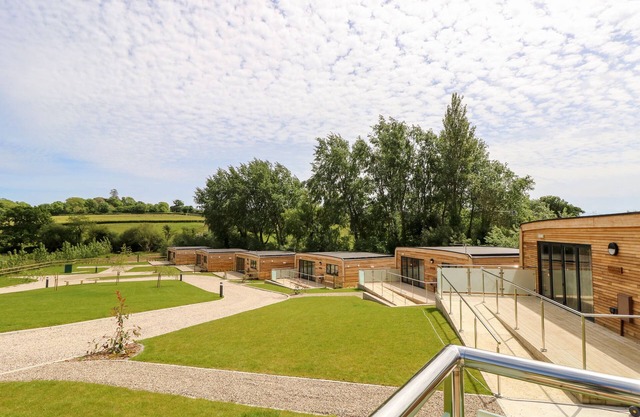 CHIANTI, family friendly, character holiday cottage in Seaview