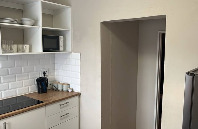 Chic 1-bedroom apartment with WiFi, AC in peaceful Windhoek