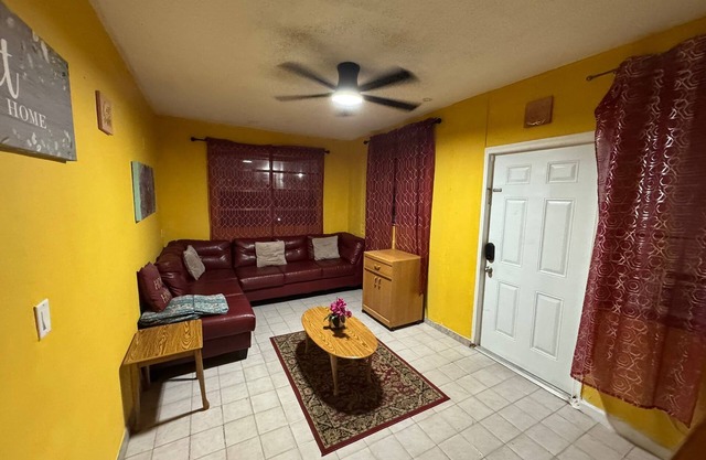 Chic 1BD Apt-15 mns from Lake Worth Beach