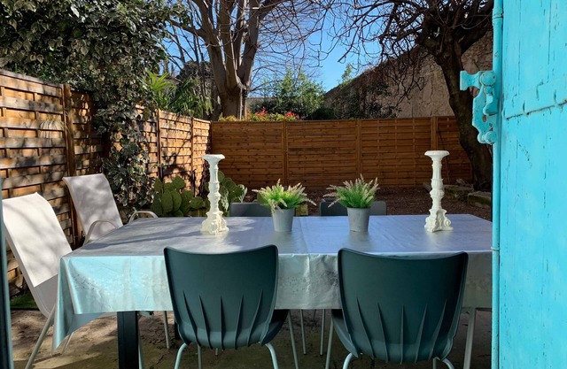 Chic and hype 2 bedrooms appartment central Nîmes